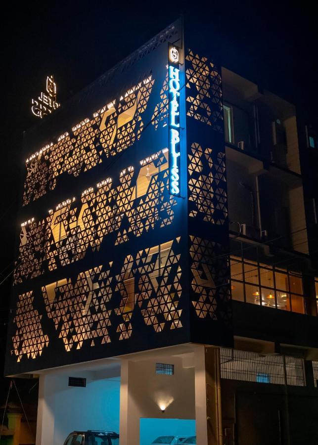 Hotel Bliss Jorhāt Eksteriør bilde